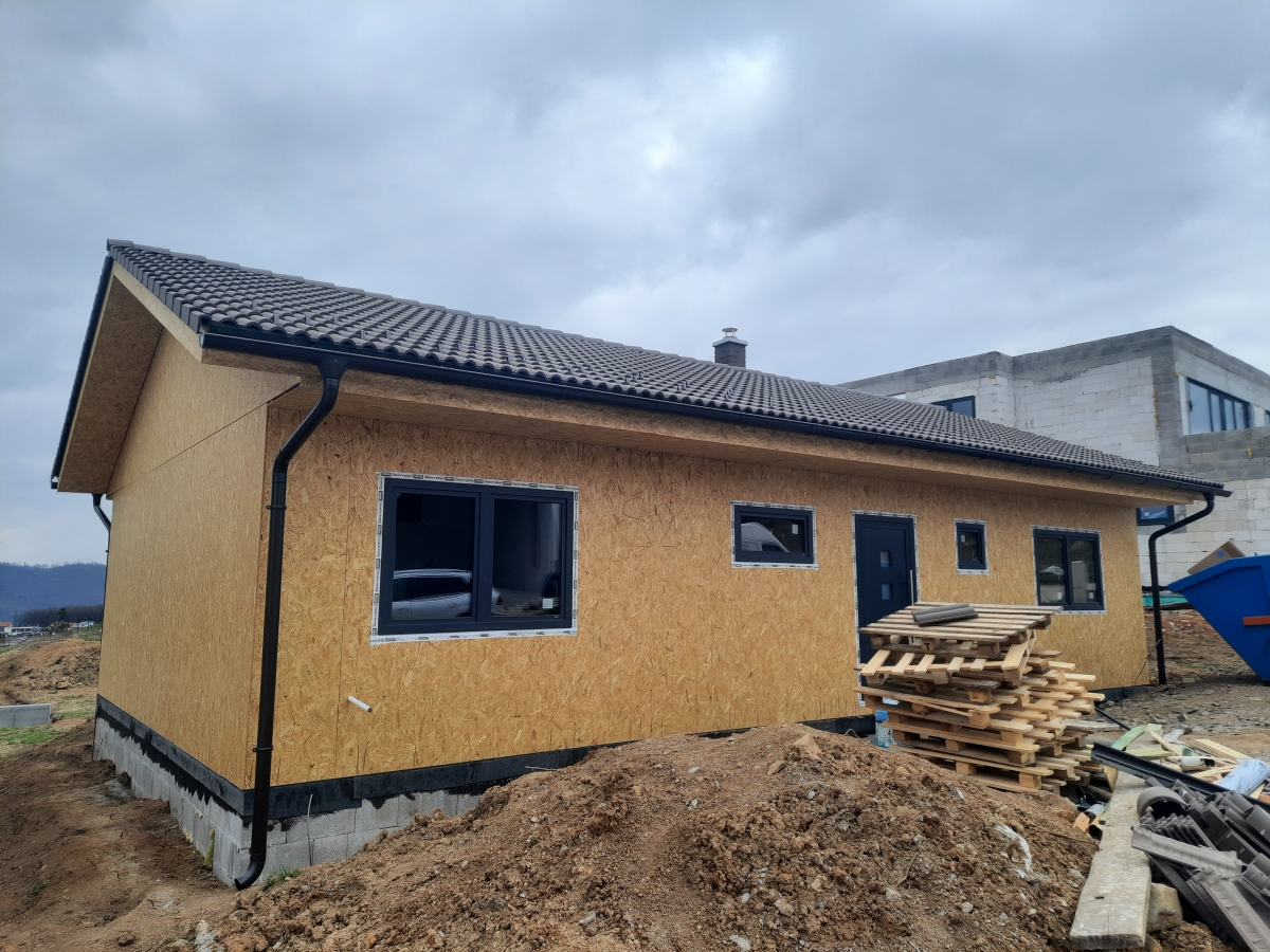 Nízkoenergetický prízemný dom Pršianska terasa