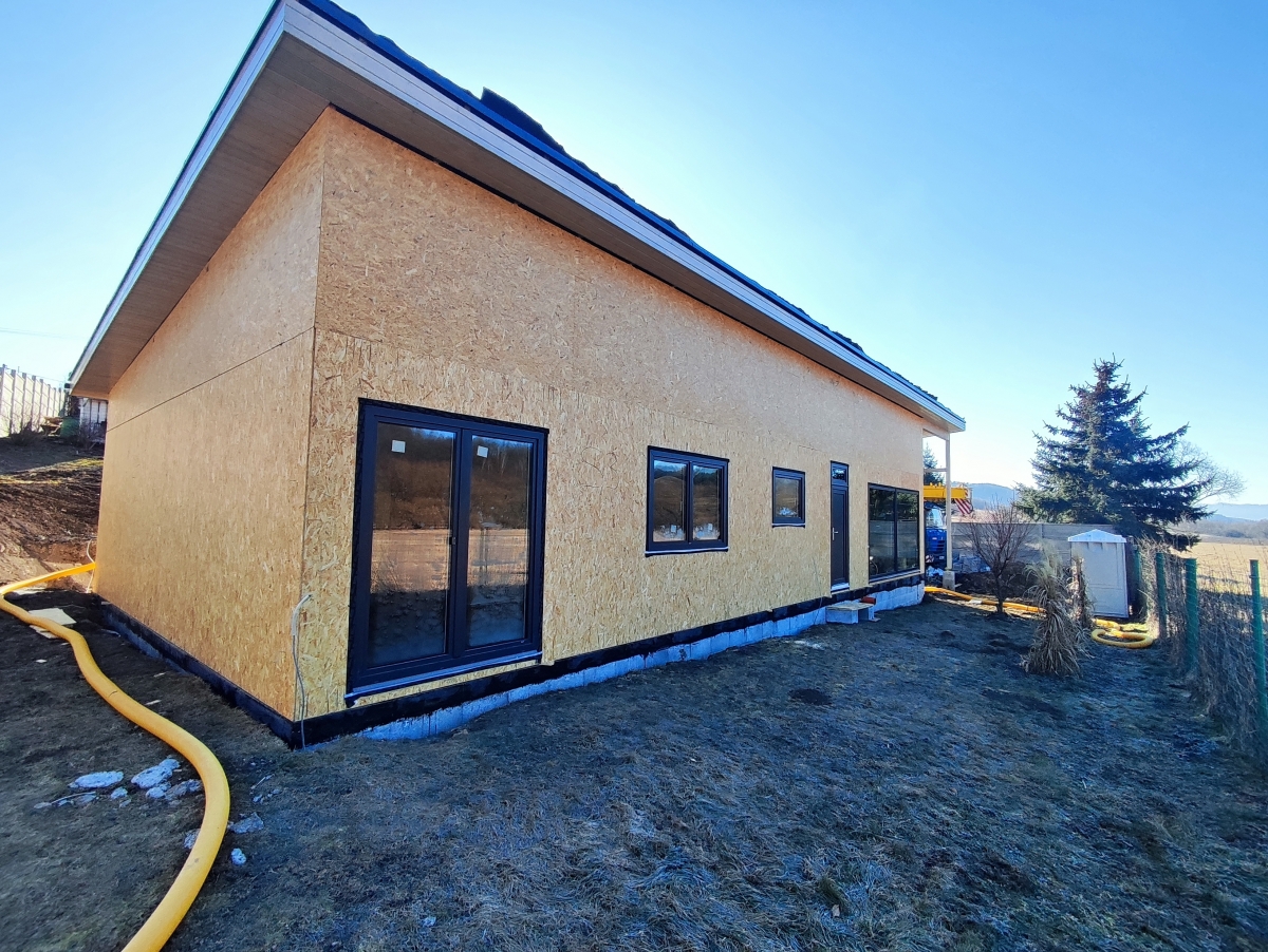 Nízkoenergetický prízemný dom Bečov